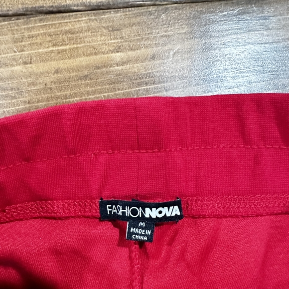 Fashion nova 2 piece tracks suit - Picture 6 of 6